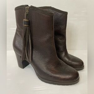 Lauren Ralph Lauren Carah Brown Leather Tasseled Zip Ankle Boots Size 6.5